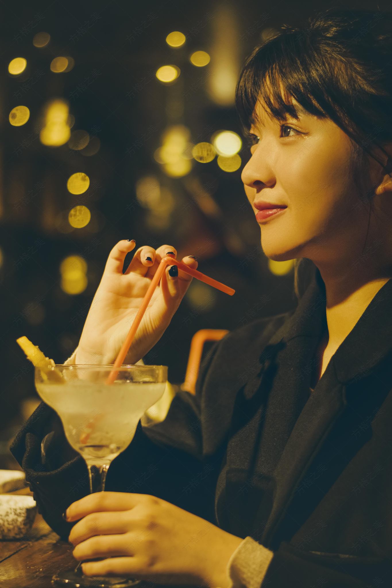 酒吧女孩