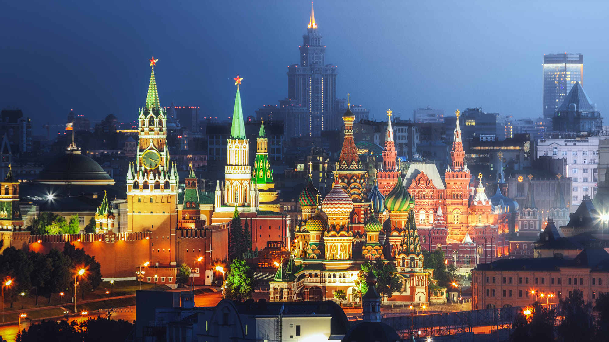 landmarks of the moscow kremlin