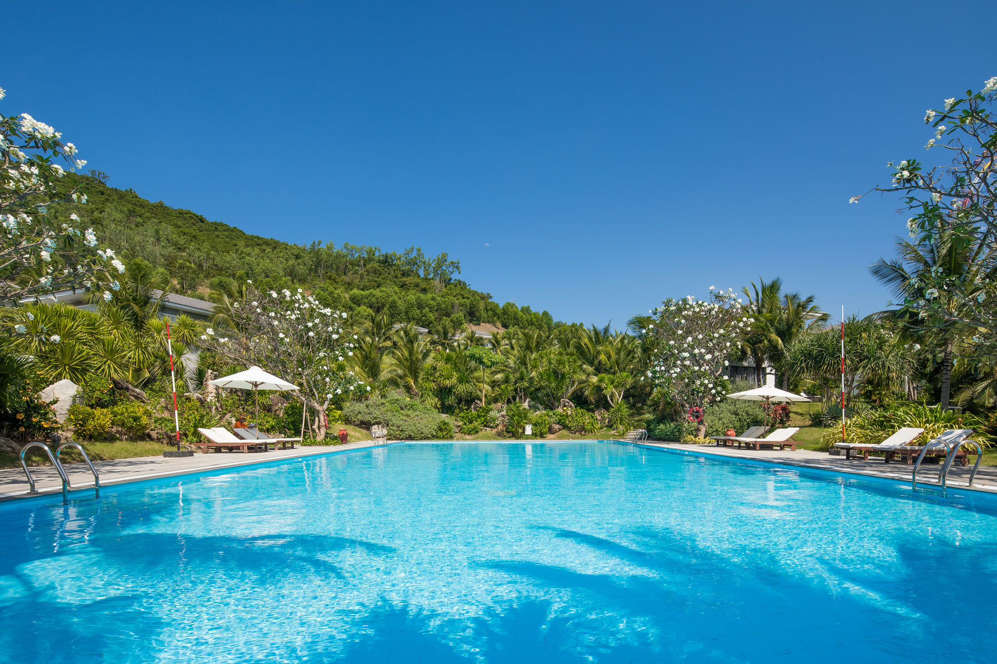 越南芽庄珍珠岛酒店游泳池