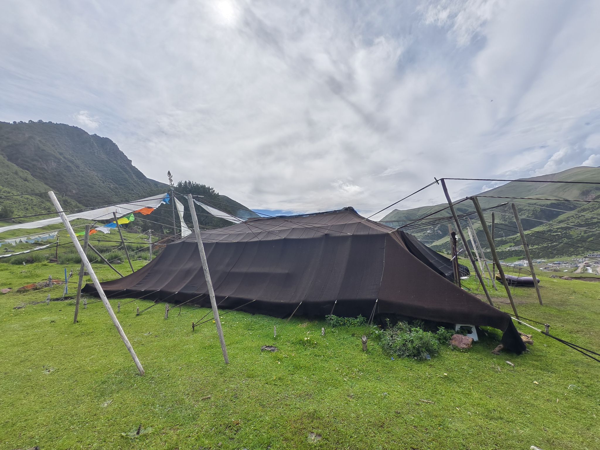 西藏那曲巴青县 民族特色 黑牦牛帐篷