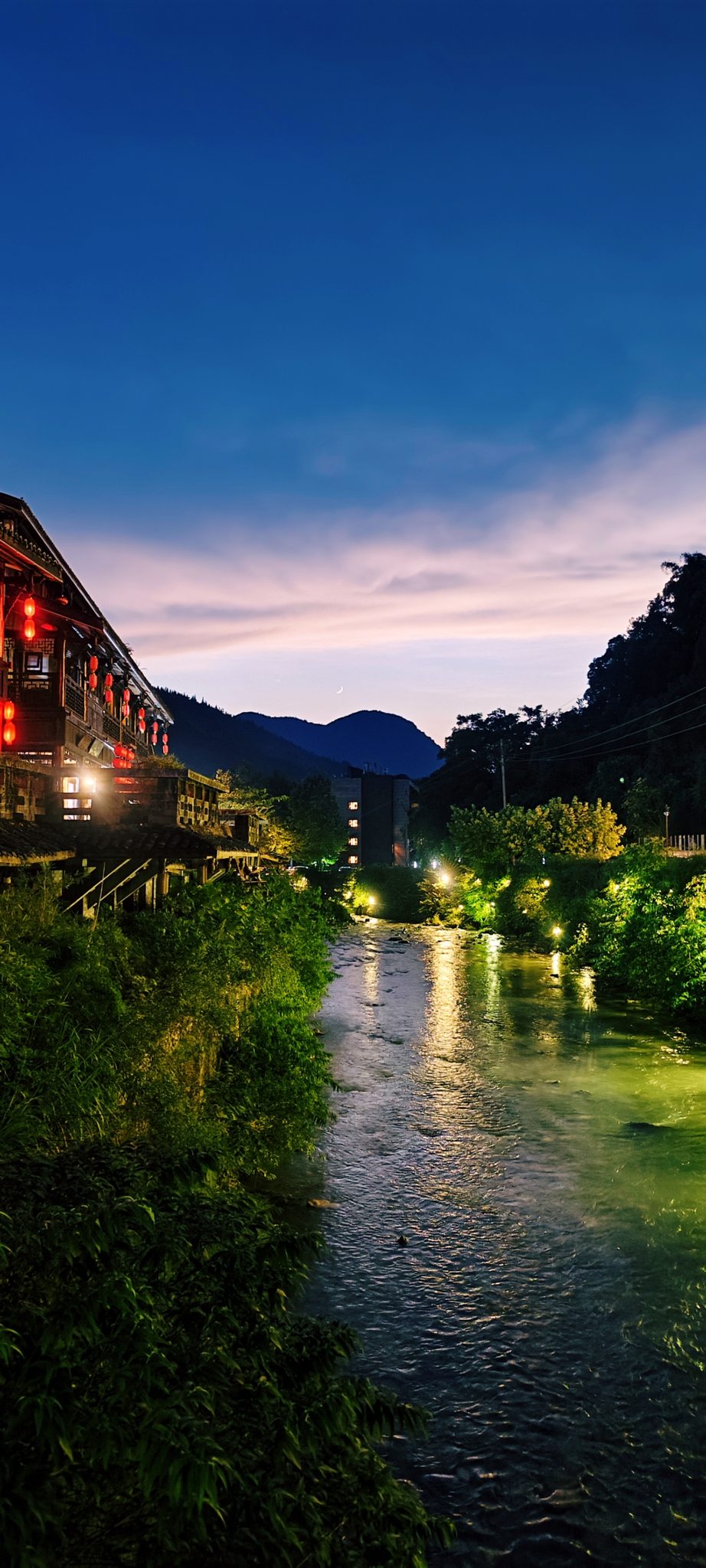 重庆南川金佛山天星小镇夜景