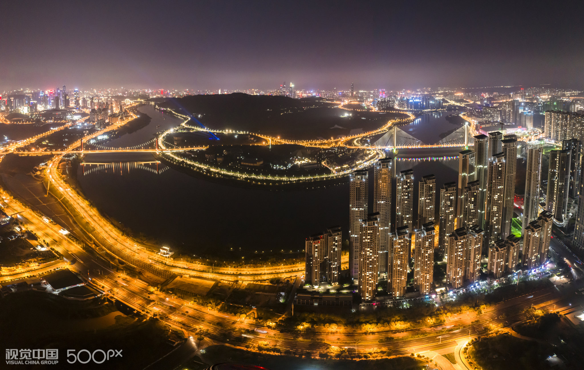 pano0925-pano-南宁良庆区夜景之一