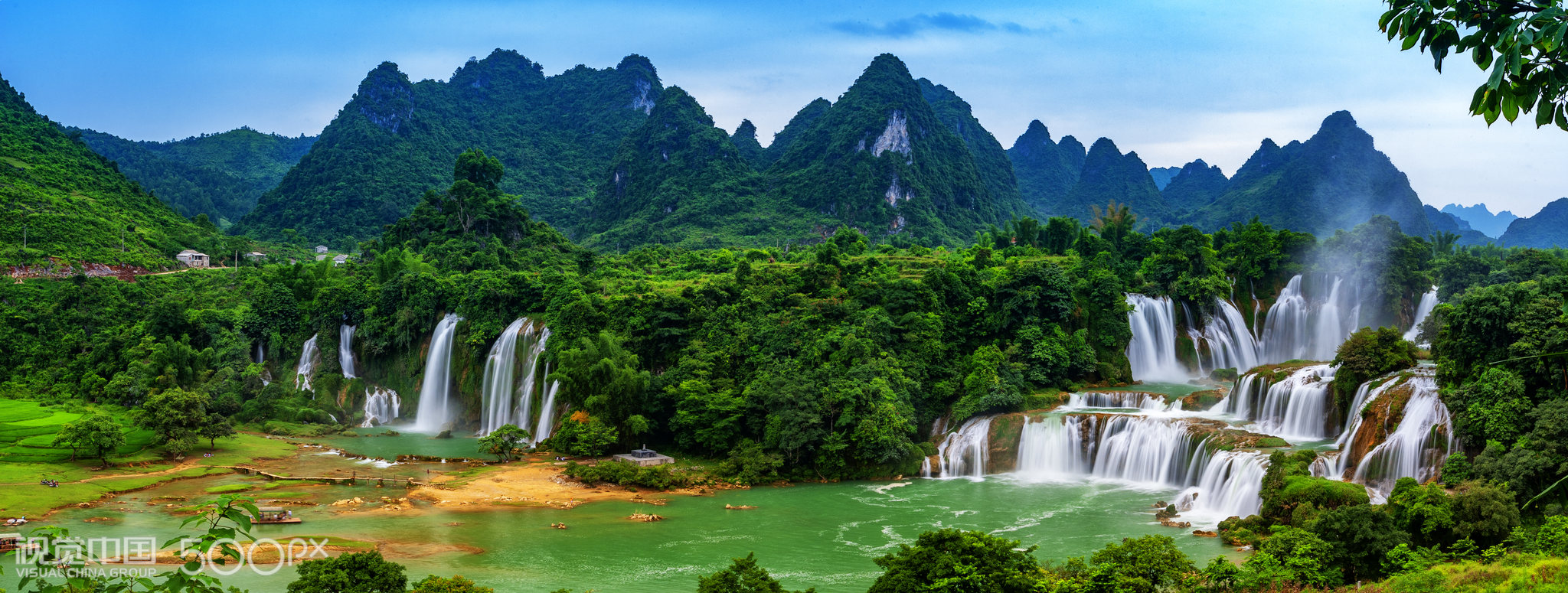 德天跨国大瀑布