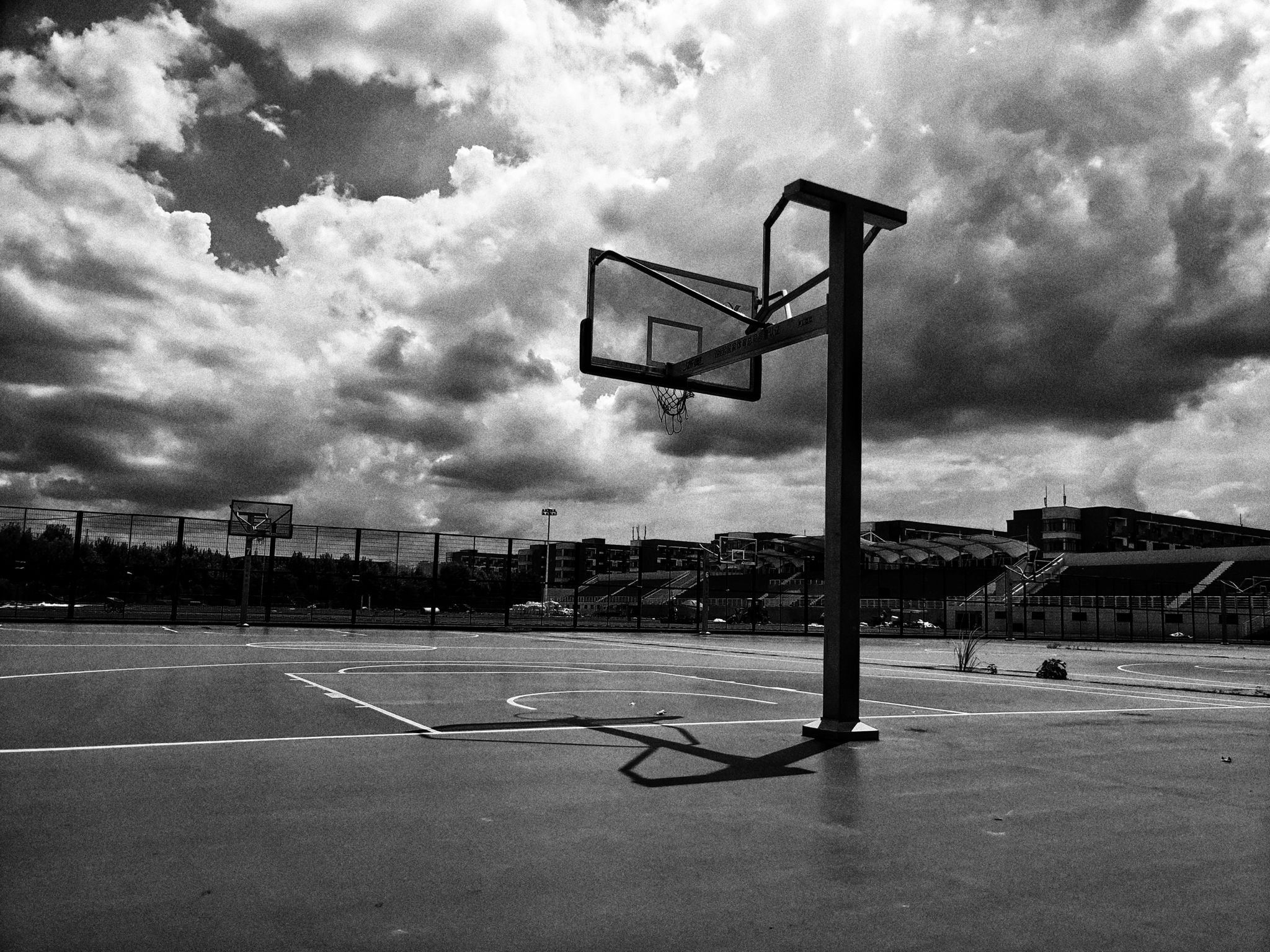 29 0 学校的篮球场        现在只有我在这里 点亮攻略 0 次点亮 推荐