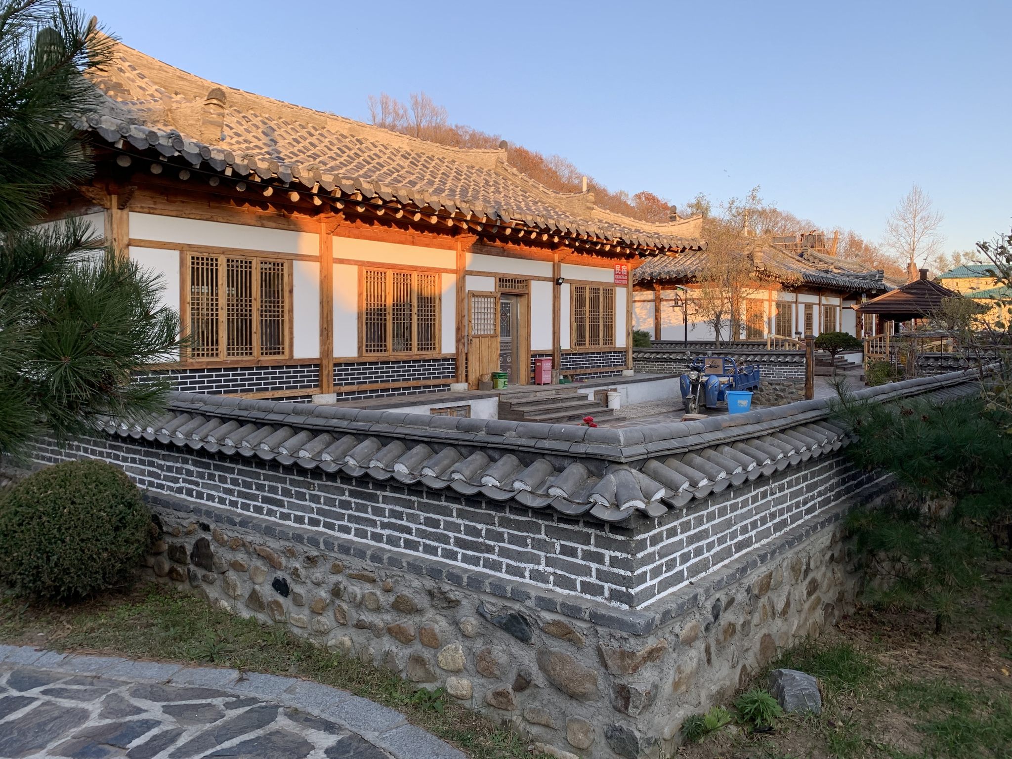 延边珲春东方第一村