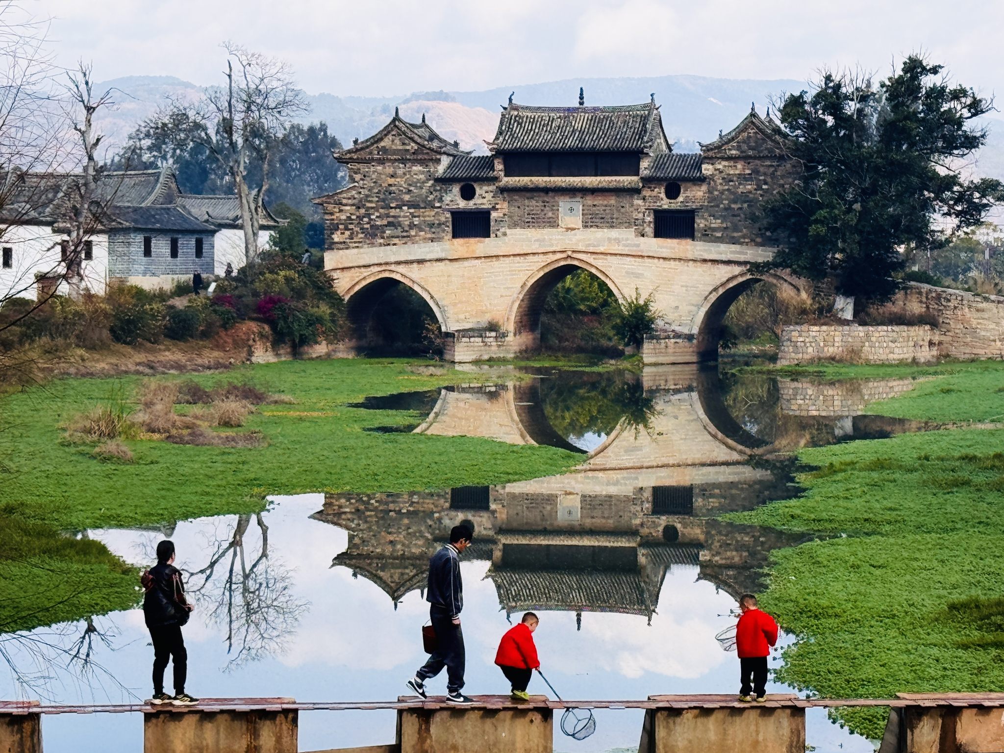 云南建水西庄镇乡会桥
