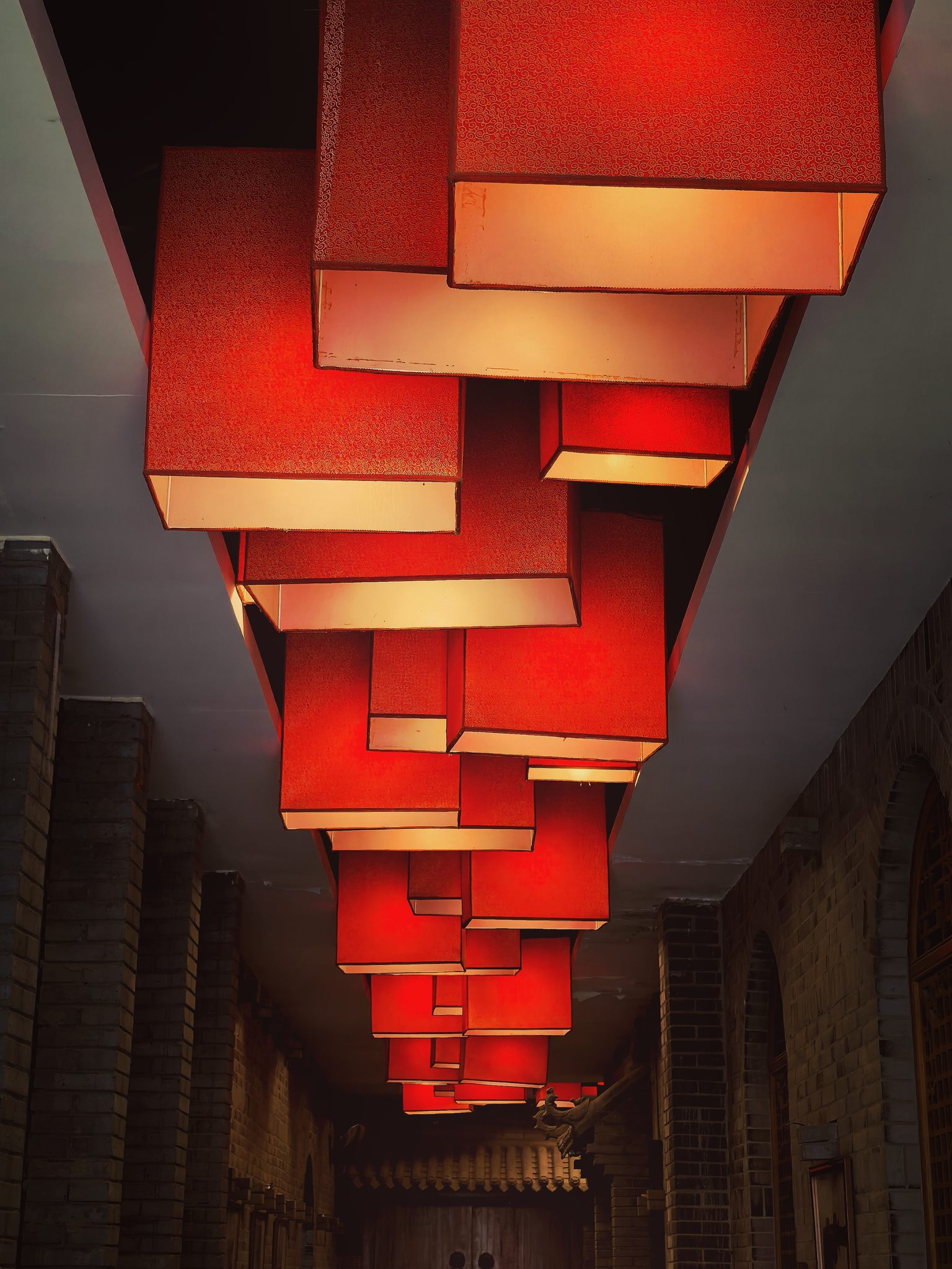 走廊顶部装饰灯