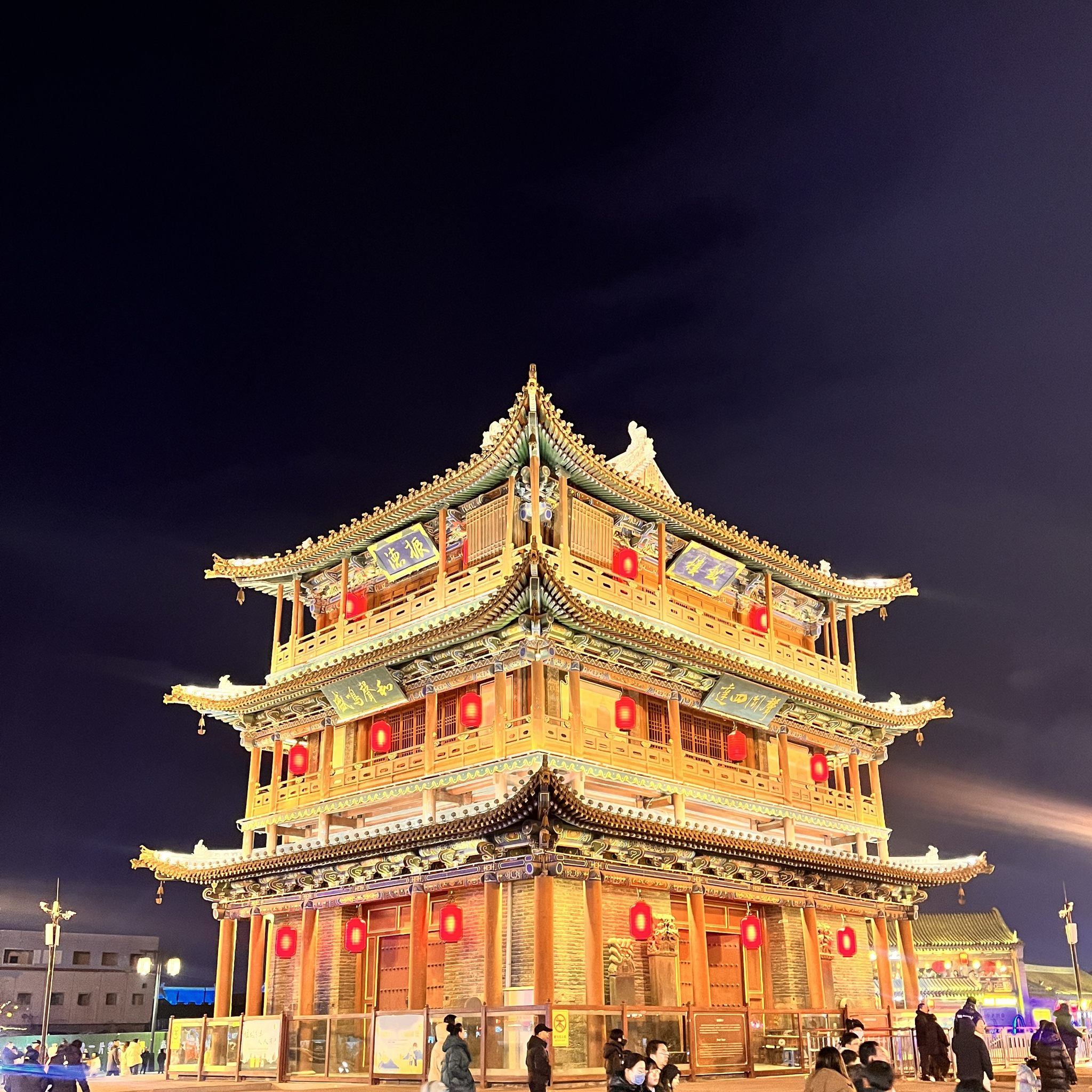 大同古城夜景鼓楼