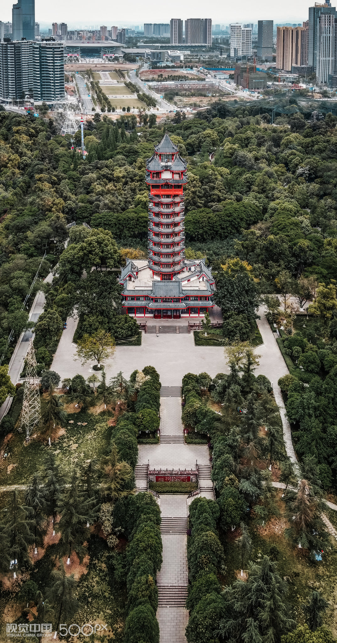 26 3 只要天气好一点点,成都人都会逛公园.