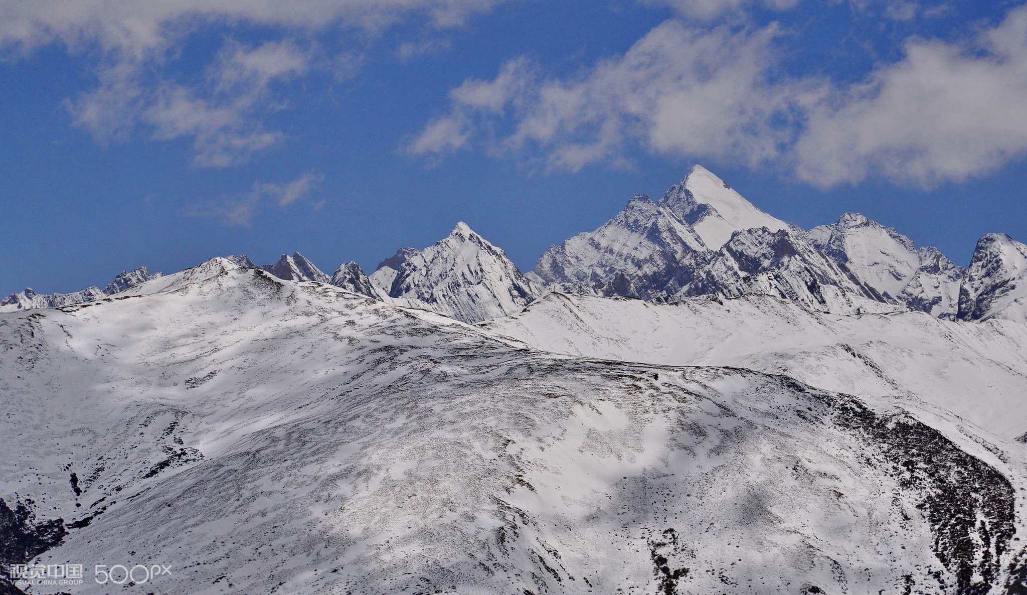 岷山主峰雪宝顶,九寨