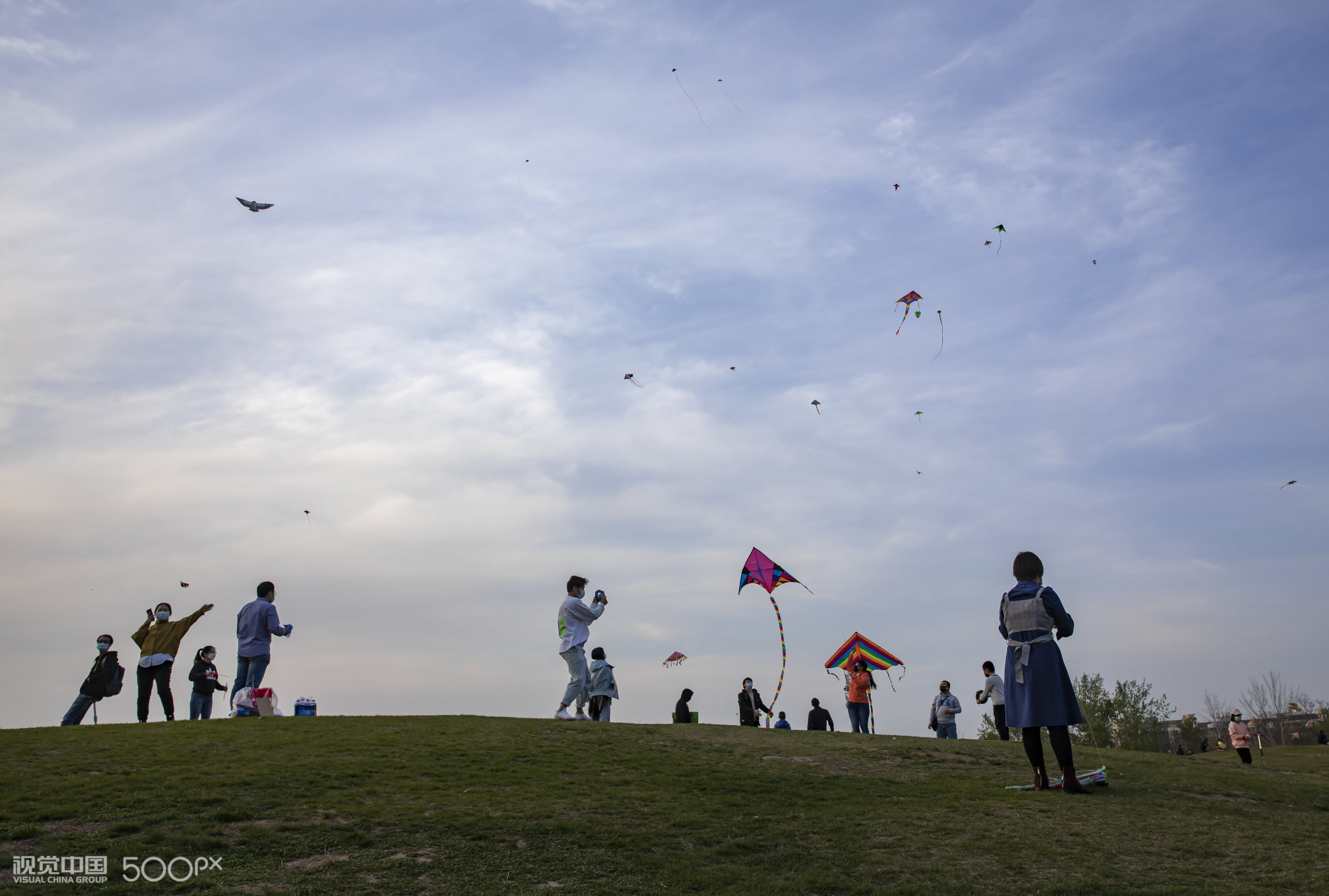 太阳宫公园放风筝图片