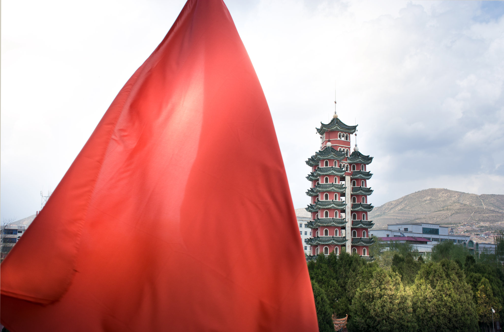 建党百年红色足迹之会宁红军长征会师胜利纪念塔